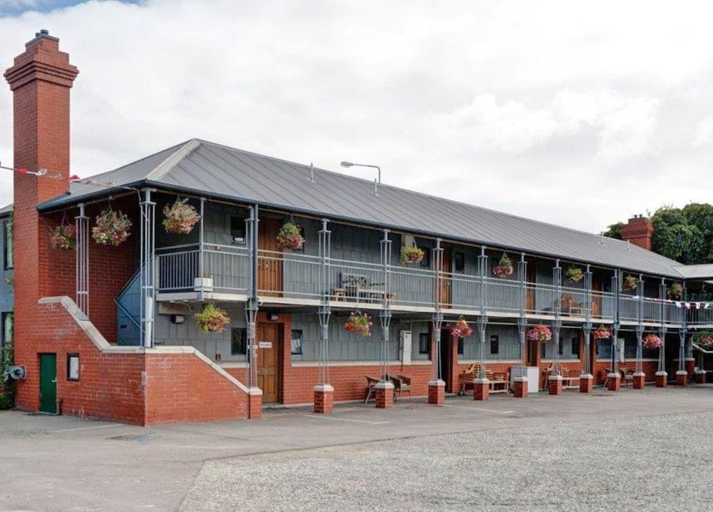 Country Glen Lodge Christchurch Buitenkant foto