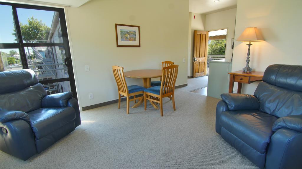 Country Glen Lodge Christchurch Buitenkant foto