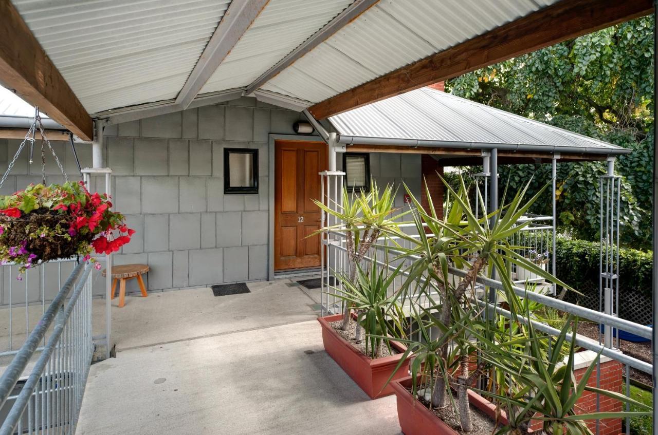 Country Glen Lodge Christchurch Buitenkant foto